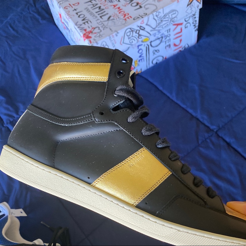 YsL Saint Laurent